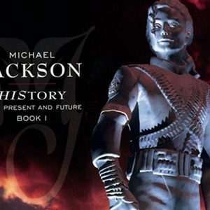 Michael Jackson歌曲:tabloid junkie歌词
