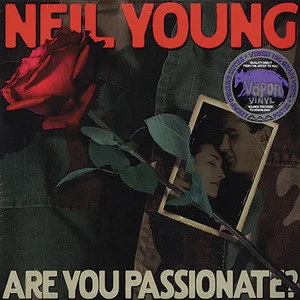Neil Young歌曲:She s A Healer歌词