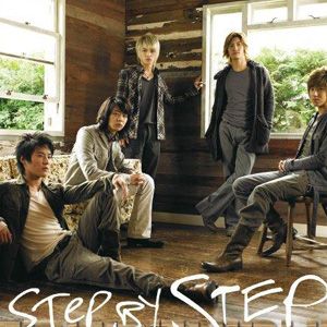 东方神起歌曲:Step By Step (Less Vocal)歌词