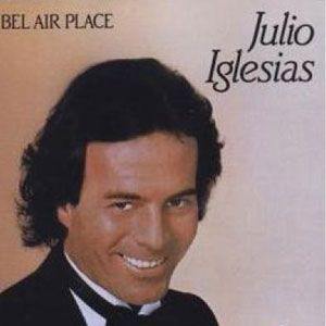 Julio Iglesias歌曲:Me Va, Me Va歌词