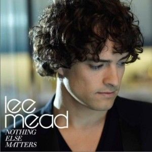 Lee Mead歌曲:Holding On To Letting Go歌词