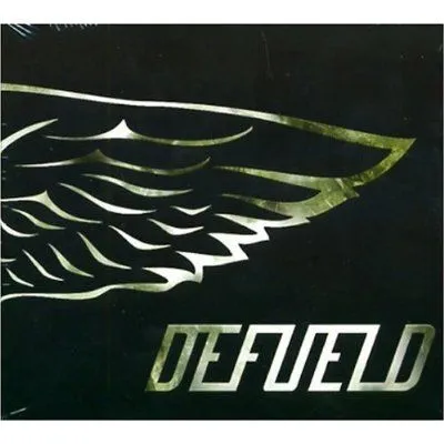 Defueld歌曲:Waiting In The Wings歌词