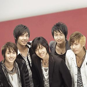 SS501歌曲:Gleaming Star (Instrumental)歌词